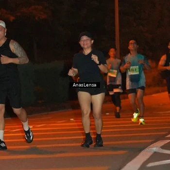 Runner Photo 8800970