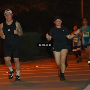Runner Photo 8800973