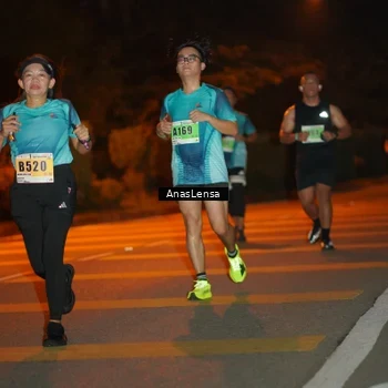 Runner Photo 8800997