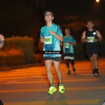 Runner Photo 8801004