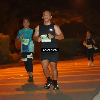 Runner Photo 8801007