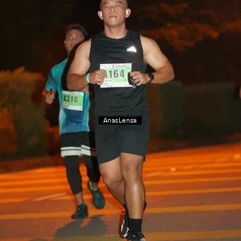 Runner Photo 8801009