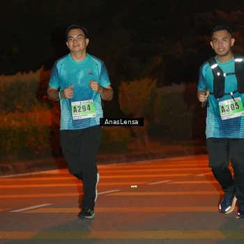 Runner Photo 8801024