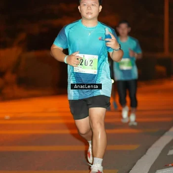 Runner Photo 8801031