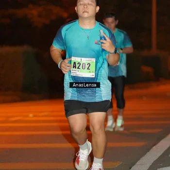 Runner Photo 8801034