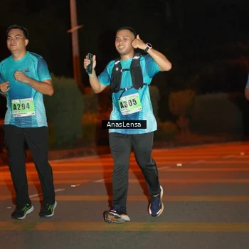 Runner Photo 8801039