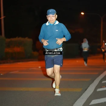 Runner Photo 8801068