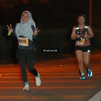 Runner Photo 8801069