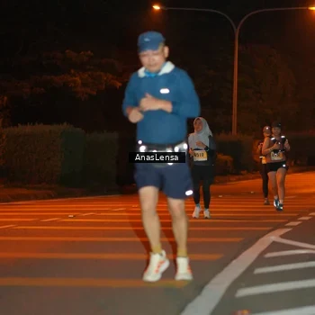Runner Photo 8801071
