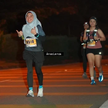 Runner Photo 8801076