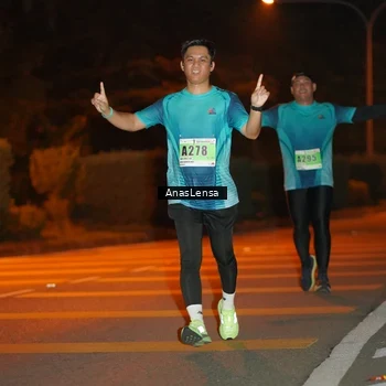 Runner Photo 8801133