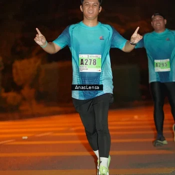 Runner Photo 8801139