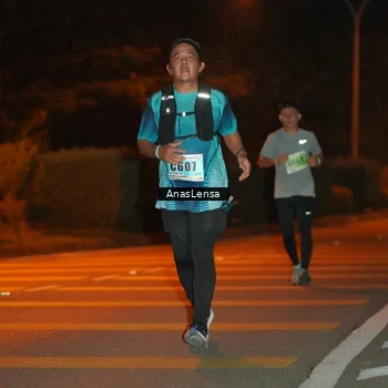 Runner Photo 8801154