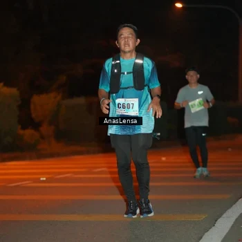 Runner Photo 8801155
