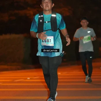 Runner Photo 8801158