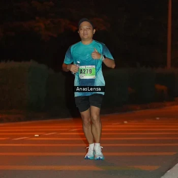 Runner Photo 8801183