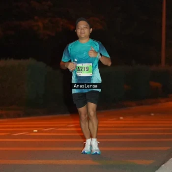 Runner Photo 8801185