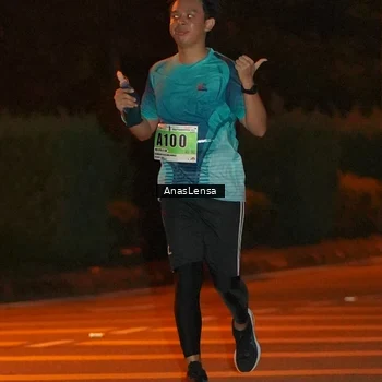Runner Photo 8801194