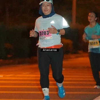 Runner Photo 8801234