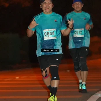 Runner Photo 8801547