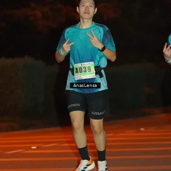 Runner Photo 8801942
