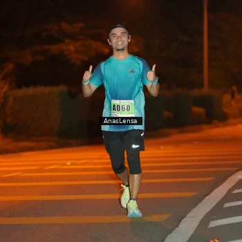Runner Photo 8802001