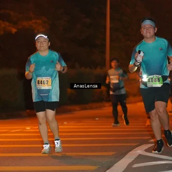 Runner Photo 8802118