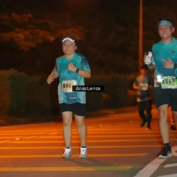 Runner Photo 8802125
