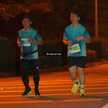 Runner Photo 8802165