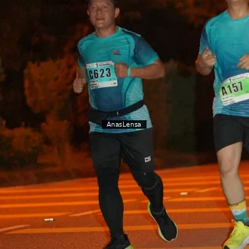 Runner Photo 8802199