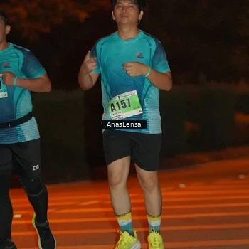 Runner Photo 8802202