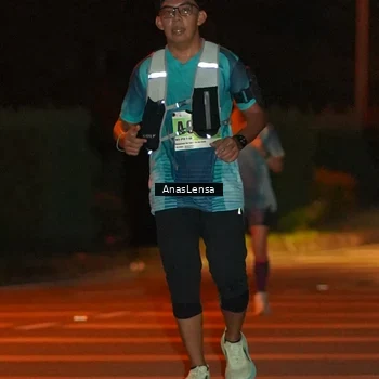 Runner Photo 8802210