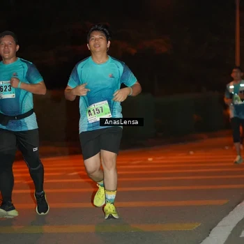 Runner Photo 8802211