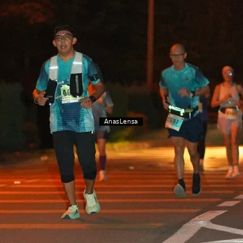 Runner Photo 8802212