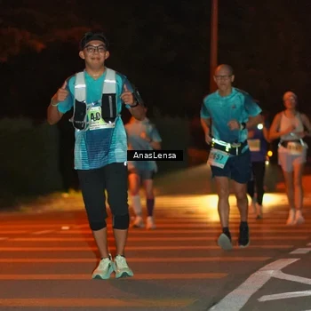 Runner Photo 8802261