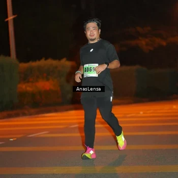 Runner Photo 8802447