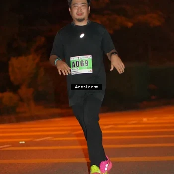 Runner Photo 8802449