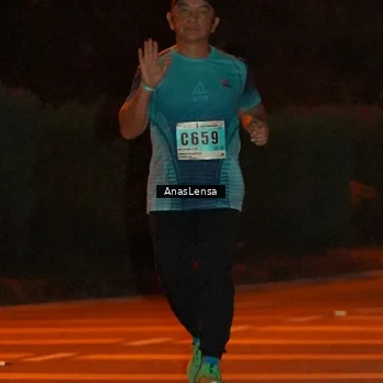 Runner Photo 8802452