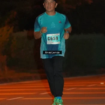 Runner Photo 8802493