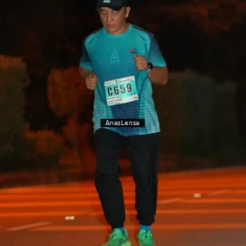 Runner Photo 8802508