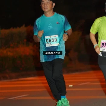 Runner Photo 8802543