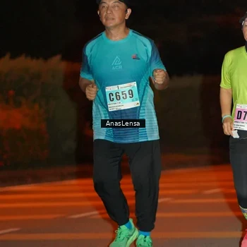 Runner Photo 8802545