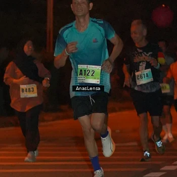 Runner Photo 8802626