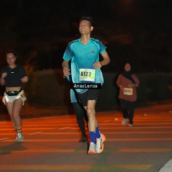 Runner Photo 8802641