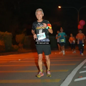 Runner Photo 8802753