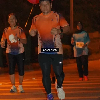Runner Photo 8802788