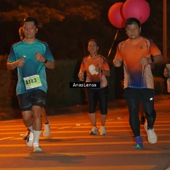 Runner Photo 8802789