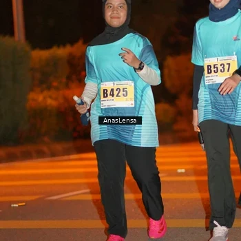 Runner Photo 8802919
