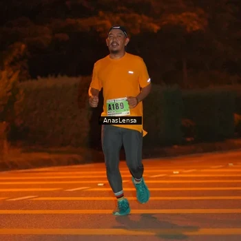 Runner Photo 8802958
