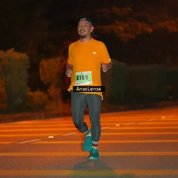 Runner Photo 8803000